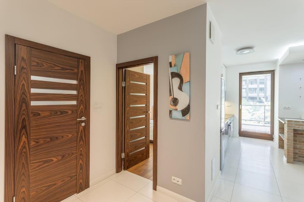 Urban Chic - Center - One Bedroom - - Siedmiogrodzka 1 * Warszawa